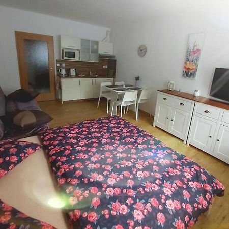 Apartman Jafi Ліпно-над-Влтавою Екстер'єр фото